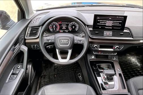 2024 Audi Q5 40 Premium Plus