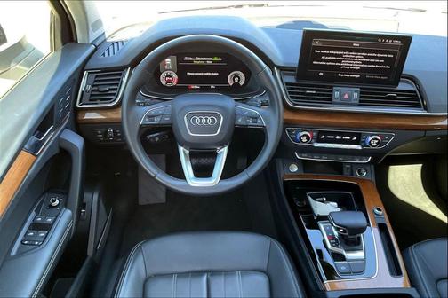 2023 Audi Q5 45 S line Premium Plus