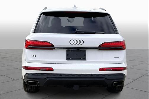 2026 Audi Q7 45 Premium