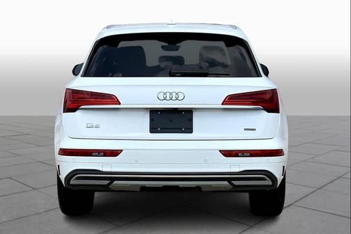 2021 Audi Q5 45 Premium Plus