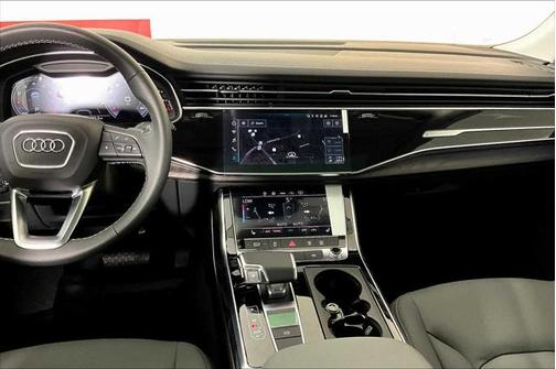 2023 Audi Q8 55 Premium