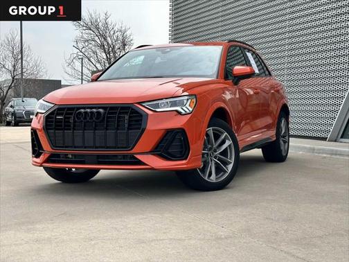 2025 Audi Q3 Premium 45 TFSI S line quattro Tiptronic