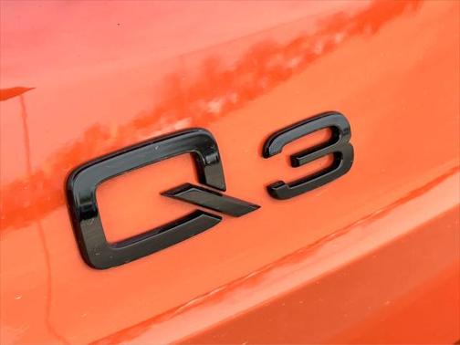 2025 Audi Q3 Premium 45 TFSI S line quattro Tiptronic