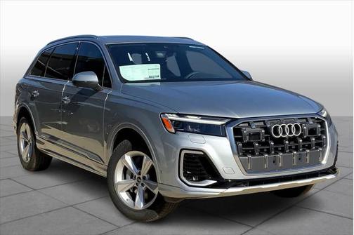 2025 Audi Q7 55 Premium