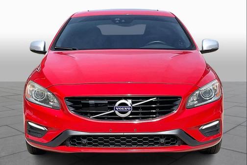 2018 Volvo S60 T6 R-Design Platinum