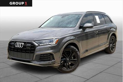 2024 Audi Q7 45 Premium Plus