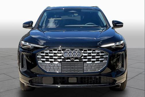 Mythos Black me 2026 Audi Q5 Prestige