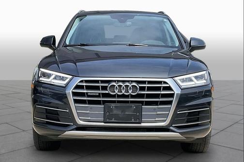 Manhattan Gray Metallic 2018 Audi Q5 2.0T Premium Plus