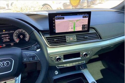 2025 Audi Q5 45 S line Premium Plus