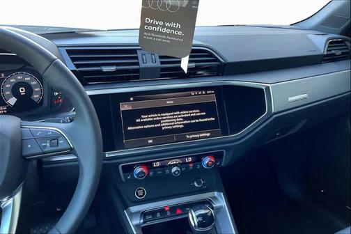 Mythos Black Metallic 2025 Audi Q3 Premium 45 TFSI S line quattro Tiptronic