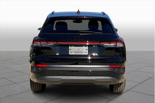 2025 Audi Q4 e-tron Premium 45 RWD