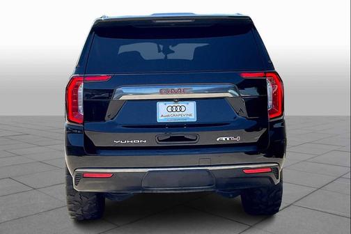 2021 GMC Yukon 4WD AT4