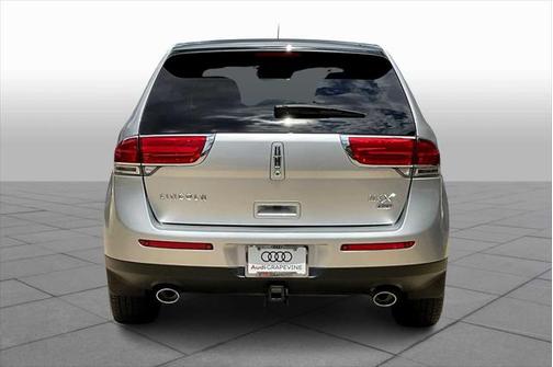 2014 Lincoln MKX Base