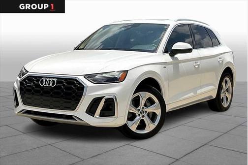 2022 Audi Q5 45 S line Premium Plus