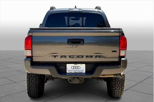 2016 Toyota Tacoma TRD Sport