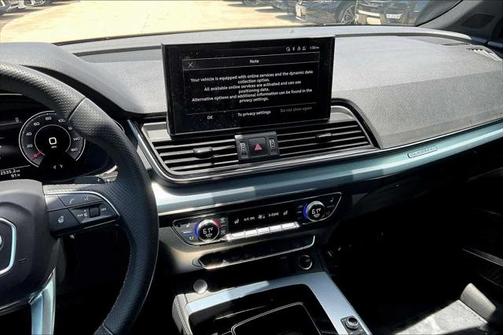 2024 Audi Q5 45 S line Premium Plus