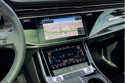 2025 Audi Q8 55 Premium Plus