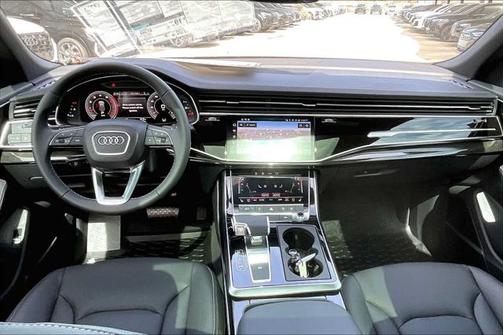 2025 Audi Q8 55 Premium Plus