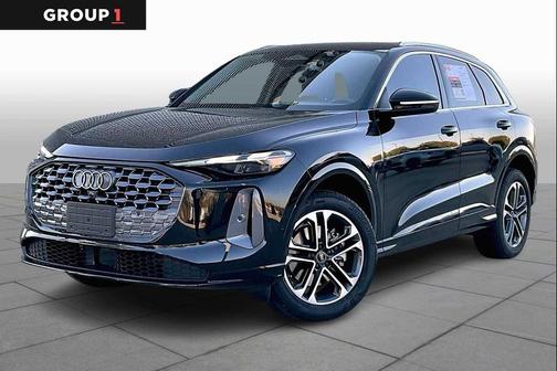 2025 Audi Q5 Premium TFSI quattro S tronic