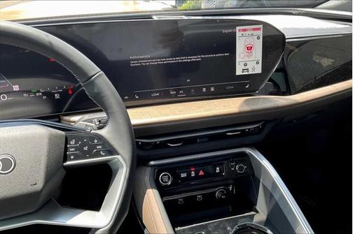 2025 Audi Q5 Premium