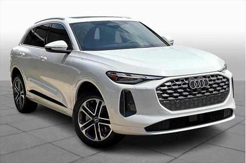 2025 Audi Q5 Premium