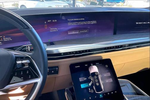 2025 Cadillac Escalade IQ Sport 2