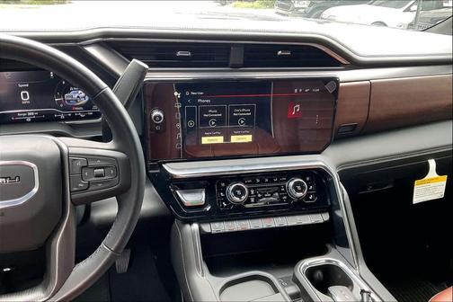 2024 GMC Sierra 2500 Denali Ultimate