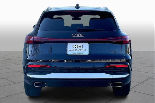 2025 Audi Q5 Premium TFSI quattro S tronic