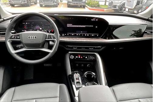 2025 Audi Q5 Premium