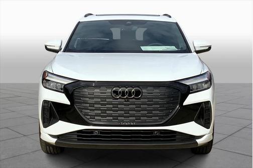 2025 Audi Q4 e-tron Premium 45 RWD