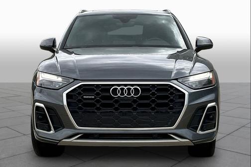 Daytona Gray Pearl Effect 2022 Audi Q5 45 S line Premium Plus