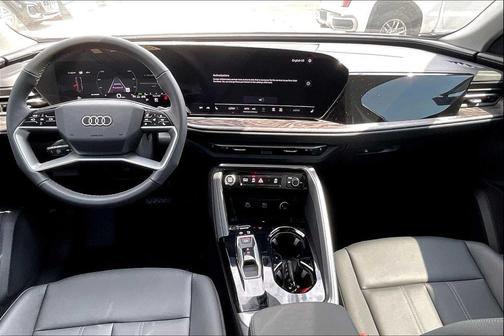 2025 Audi Q5 Premium