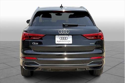 2022 Audi Q3 45 S line Premium