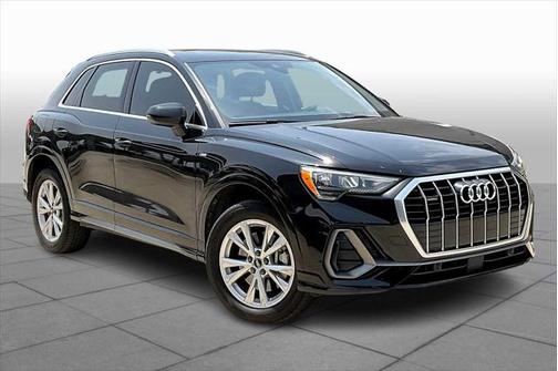 2022 Audi Q3 45 S line Premium