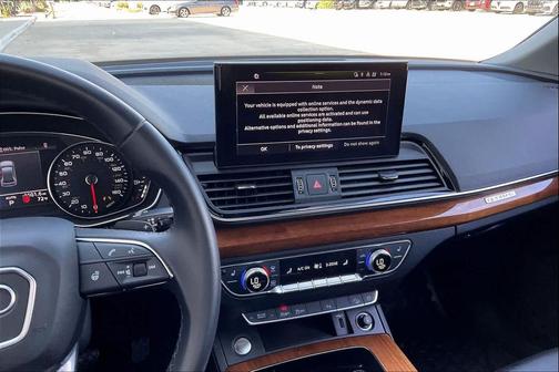 2022 Audi Q5 45 S line Premium