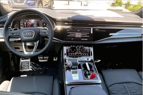 2025 Audi RS Q8 4.0T