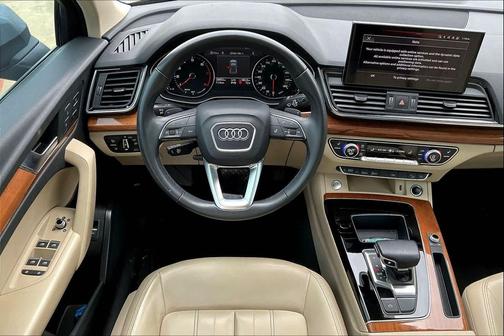 2022 Audi Q5 45 S line Premium