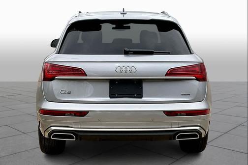 2022 Audi Q5 45 S line Premium