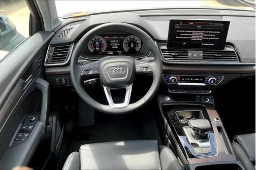 2025 Audi Q5 45 S line Premium Plus