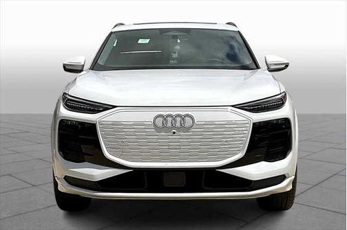 2025 Audi Q6 e-tron Premium Plus