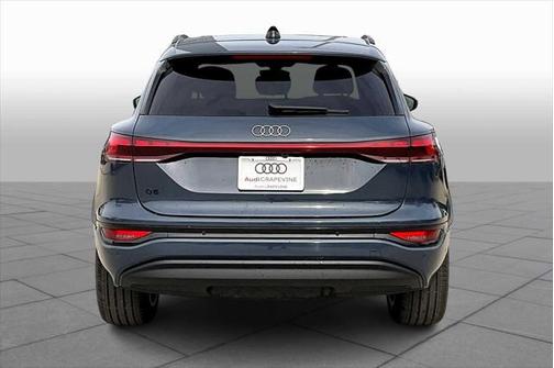 2025 Audi Q6 e-tron Premium Plus