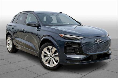 2025 Audi Q6 e-tron Premium Plus