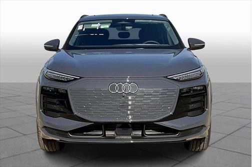 2025 Audi Q6 e-tron Premium Plus