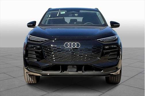 2025 Audi Q6 e-tron Premium Plus