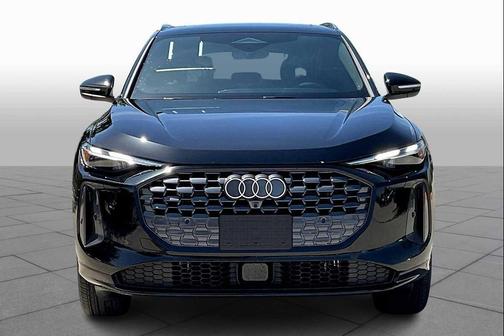 2025 Audi Q5 Premium