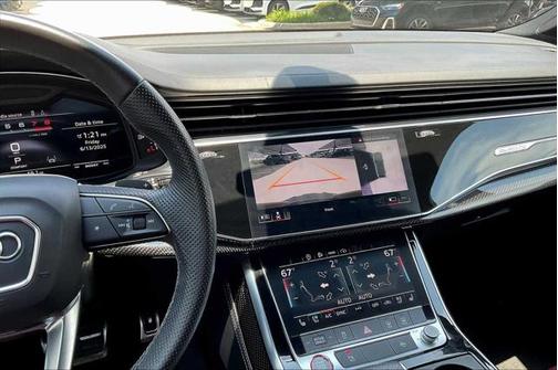 2022 Audi SQ7 4.0T Premium Plus