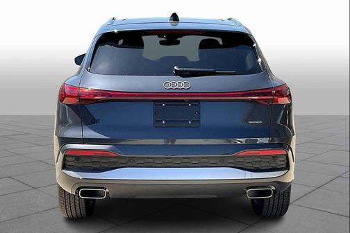 2025 Audi Q5 Premium
