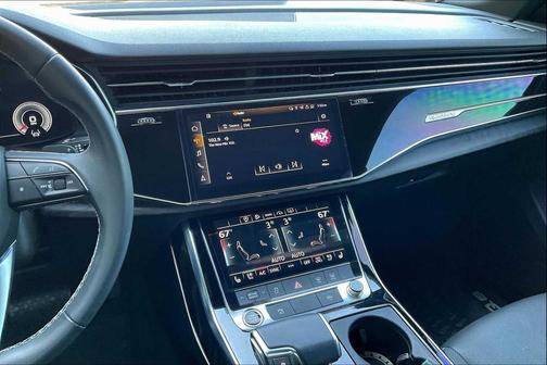 2022 Audi Q8 55 Premium Plus
