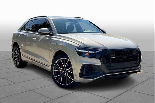 2022 Audi Q8 55 Premium Plus