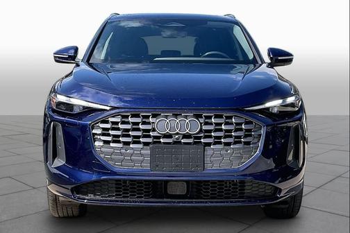 Navarra Blue Metallic 2025 Audi Q5 Premium TFSI quattro S tronic
